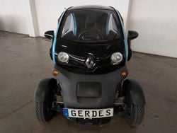 Schwarz Gebraucht 2020 Renault Twizy Intens Kleinwagen | 7.890 € (Fairer Preis)