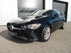 Schwarz Gebraucht 2022 Mercedes CLA180 Shooting Brake Kombi | 19.990 € (Superpreis)