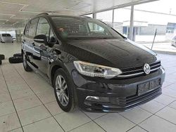 Schwarz Gebraucht 2020 VW Touran Highline Van / Kleinbus | 17.900 € (Fairer Preis)