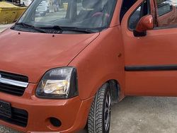 Orange Gebraucht 2005 Opel Agila Kleinwagen | 1.290 € (Fairer Preis)
