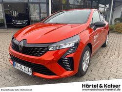 Valencia orange (orange) Neu 2025 Renault Clio V Techno Limousine | 19.890 € (Fairer Preis)