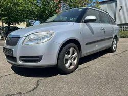Silber Gebraucht 2009 Skoda Fabia Ambiente Kombi | 1.900 € (Fairer Preis)