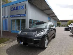 Tiefschwarzmetallic Gebraucht 2017 Porsche Cayenne S SUV | 49.990 € (Teuer)