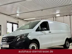 Weiß Gebraucht 2020 Mercedes Vito Van / Kleinbus | 27.980 € (Fairer Preis)