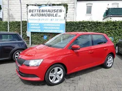 Rot Gebraucht 2017 Skoda Fabia Cool Edition Limousine | 8.990 € (Fairer Preis)