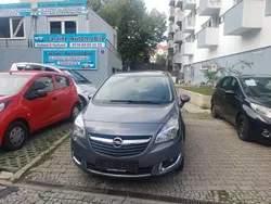 Grau Gebraucht 2014 Opel Meriva Style Van / Kleinbus | 4.990 € (Superpreis)