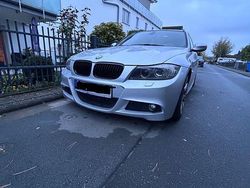 Silber Gebraucht 2011 BMW 320 Exclusive Kombi | 6.000 € (Fairer Preis)