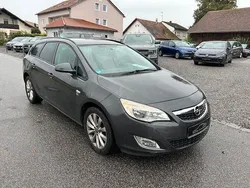 Grau Gebraucht 2012 Opel Astra Kombi | 1.990 € (Superpreis)