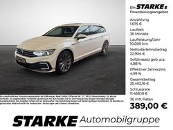 Aquamarinblau metallic (metallic) Gebraucht 2020 VW Passat GTE Kombi | 24.579 € (Etwas zu teuer)