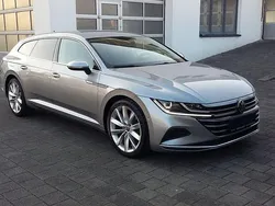 Silber Gebraucht 2020 VW Arteon Elegance Limousine | 21.900 € (Fairer Preis)