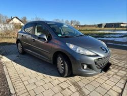 Grau Gebraucht 2010 Peugeot 207 Premium Limousine | 2.490 € (Guter Preis)