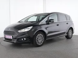 Iridium schwarz Gebraucht 2019 Ford S-MAX Titanium Van / Kleinbus | 19.221 € (Superpreis)