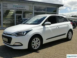 Andere Gebraucht 2016 Hyundai i20 Passion Kleinwagen | 10.490 € (Fairer Preis)