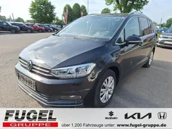 Deep black perleffekt Gebraucht 2021 VW Touran Highline Van / Kleinbus | 27.899 € (Guter Preis)