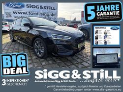 Obsidianschwarz metallic Gebraucht 2024 Ford Focus ST-Line X Limousine | 22.970 € (Guter Preis)