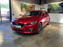 Rot Gebraucht 2016 Mazda 3 Nakama Kleinwagen | 7.490 € (Fairer Preis)