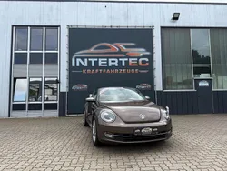 Braun Gebraucht 2012 VW Beetle Design Cabrio | 16.999 € (Teuer)