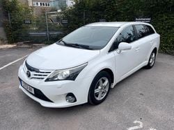 Weiß Gebraucht 2013 Toyota Avensis Executive Kombi | 7.900 € (Fairer Preis)