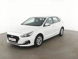Weiß Gebraucht 2018 Hyundai i30 Select Limousine | 13.250 € (Guter Preis)
