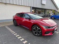 Rot Gebraucht 2023 Kia EV6 2 SUV | 37.200 € (Etwas zu teuer)