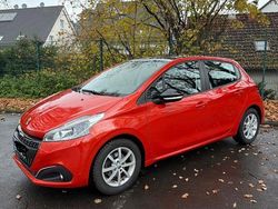 Orange Gebraucht 2018 Peugeot 208 Active Kleinwagen | 7.950 € (Fairer Preis)