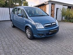 Blau Gebraucht 2008 Opel Meriva Van / Kleinbus | 4.250 € (Teuer)