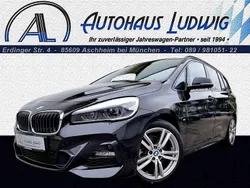 Black sapphire metallic Gebraucht 2023 BMW 218 Gran Tourer M Sport Van / Kleinbus | 29.990 € (Teuer)