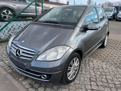 Grau Gebraucht 2010 Mercedes A180 Elegance Kleinwagen | 2.799 € (Guter Preis)