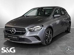 Metalliclack mountaingrau Gebraucht 2024 Mercedes B200 Progressive Van / Kleinbus | 30.460 € (Superpreis)
