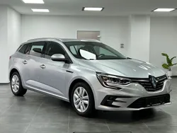 Grau Gebraucht 2023 Renault Mégane GrandTour Kombi | 19.390 € (Fairer Preis)