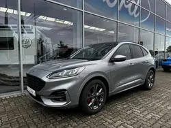 Dunkel silber metallic (metallic) Gebraucht 2024 Ford Kuga ST-Line X SUV | 28.980 € (Fairer Preis)