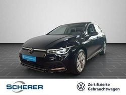 Deep black perleffekt (metallic) Gebraucht 2021 VW Golf VIII Style Limousine | 19.950 € (Superpreis)