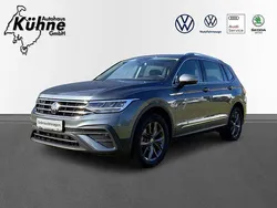 Grau Gebraucht 2023 VW Tiguan Allspace Move SUV | 42.489 € (Fairer Preis)