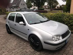 Silber Gebraucht 1999 VW Golf IV GTI Limousine | 6.111 €