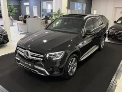 Obsidianschwarz metalliclack Gebraucht 2022 Mercedes GLC300e SUV | 38.900 € (Fairer Preis)