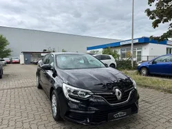 Schwarz Gebraucht 2017 Renault Mégane GrandTour Life Kombi | 8.400 € (Guter Preis)