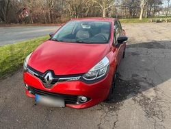 Rot Gebraucht 2015 Renault Clio IV LIMITED Limousine | 5.900 € (Guter Preis)
