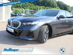 Grau Gebraucht 2024 BMW 520 M Sport Limousine | 56.900 € (Guter Preis)
