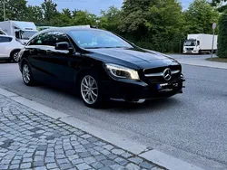 Schwarz Gebraucht 2015 Mercedes CLA250 Shooting Brake Kombi | 13.900 €