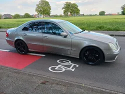 Mercedes E240