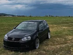 Schwarz Gebraucht 2006 VW Golf V GT Kleinwagen | 6.000 €