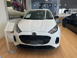 Weiß Gebraucht 2024 Mazda 2 Center-Line Limousine | 21.199 € (Fairer Preis)