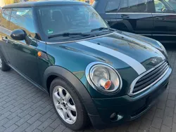 Grün Gebraucht 2009 Mini ONE Kleinwagen | 2.899 € (Guter Preis)