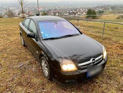 Schwarz Gebraucht 2004 Opel Vectra Limousine | 499 € (Superpreis)