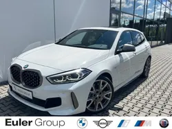 Weiss Gebraucht 2022 BMW M135 Performance Kleinwagen | 33.899 € (Guter Preis)