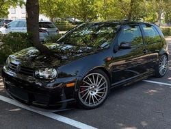 Schwarz Gebraucht 2002 VW Golf IV R Limousine | 14.499 €