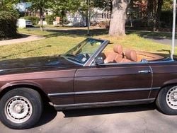 Braun Gebraucht 1982 Mercedes SL380 Cabrio | 17.500 €