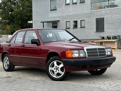 Rot Gebraucht 1989 Mercedes 190 Limousine | 3.500 €