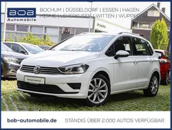Weiß Gebraucht 2015 VW Golf Sportsvan Comfortline Van / Kleinbus | 10.888 € (Fairer Preis)