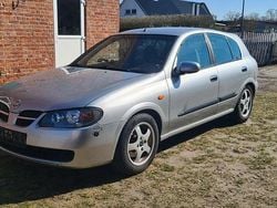 Silber Gebraucht 2003 Nissan Almera Kleinwagen | 1.450 € (Fairer Preis)